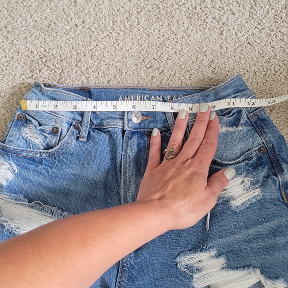 American Eagle Outfitters Distressed Jean Shorts Size 0 - Picture 7 of 11